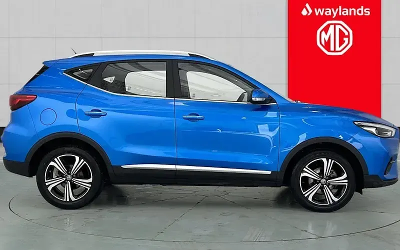Używany MG ZS Excite 106 KM (77 kW) 2024 Niebieski SUV
