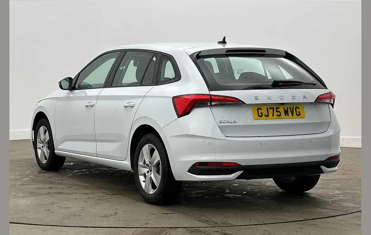 Used Skoda Scala SE 115 HP (84 kW) 2025 Moon white metallic Hatchback