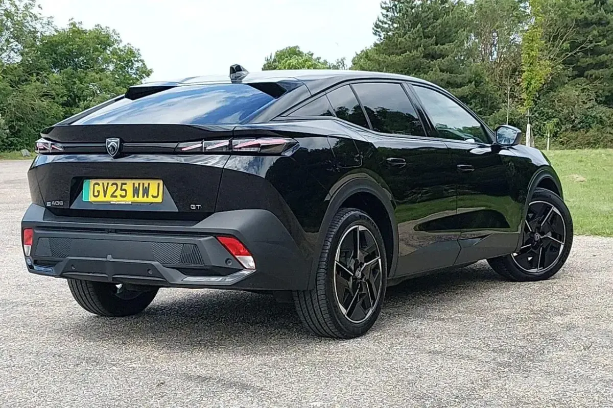 Used Peugeot e-408 GT 152 kW (207 HP) 2025 Black SUV