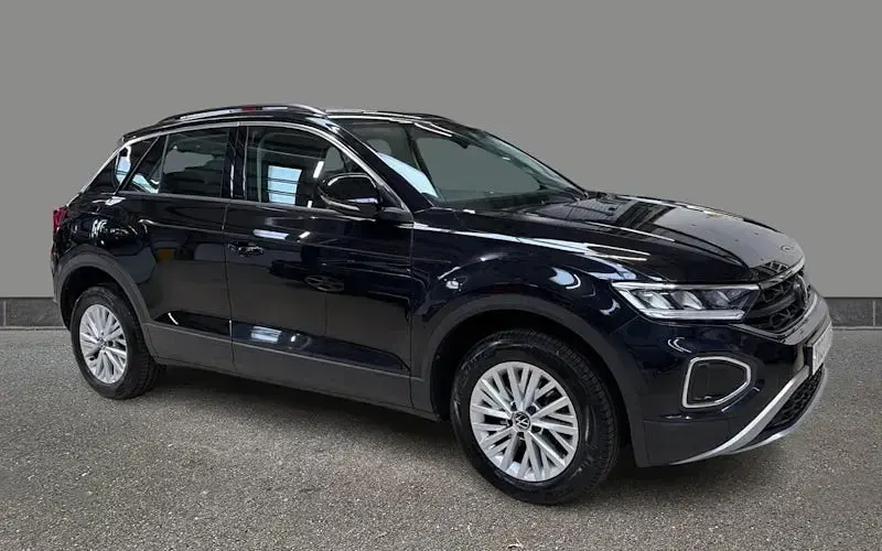 Used VW T-Roc Life 110 HP (80 kW) 2023 SUV