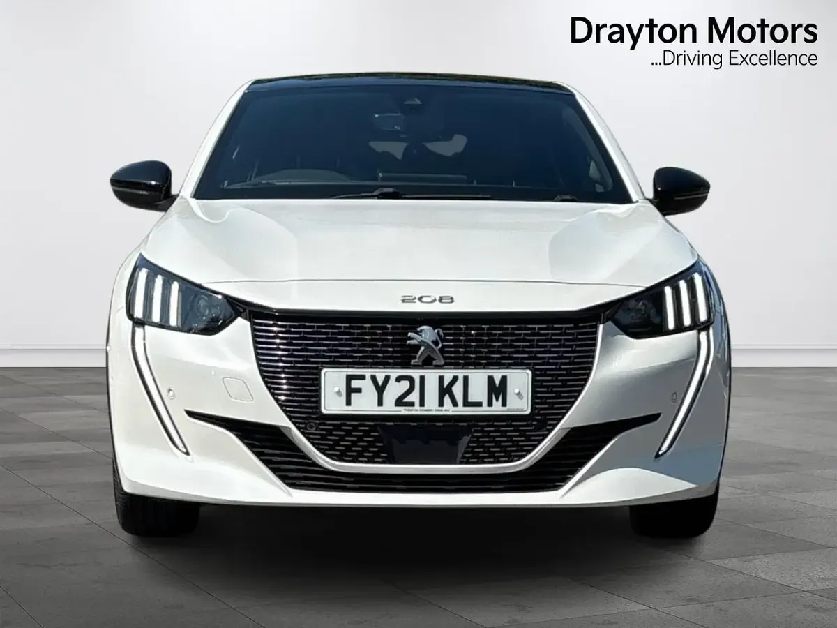 Used Peugeot 208 GTi 100 HP (73 kW) 2021 White Hatchback