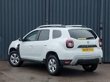 Used Dacia Duster Comfort 115 HP (84 kW) 2019 White SUV