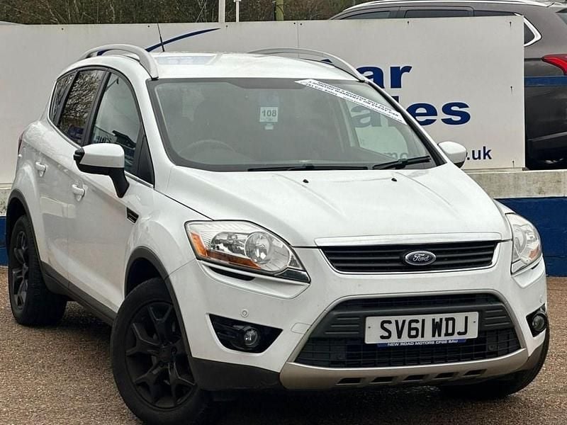 Used Ford Kuga Zetec 140 HP (102 kW) 2011 White SUV