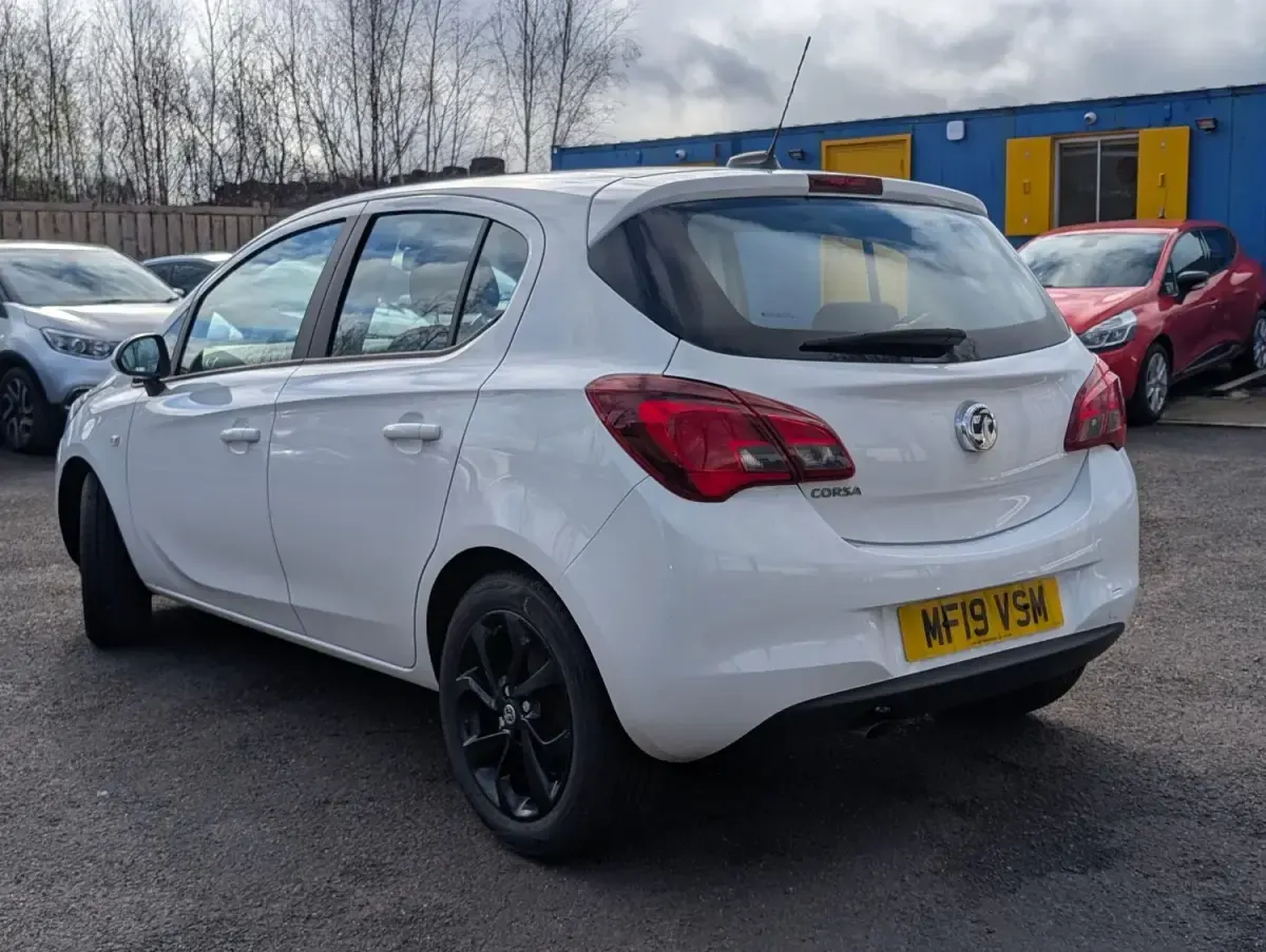 Second-hand Vauxhall Corsa SRi 90 CP (66 kW) 2019 Alb Hatchback