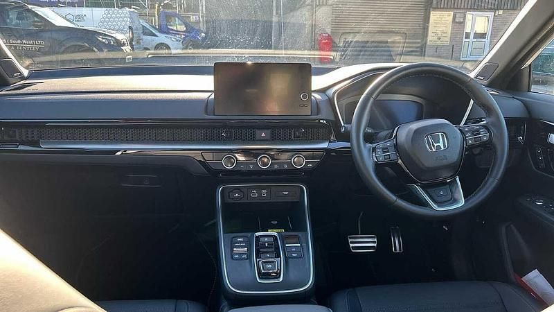 Used Honda CR-V Advance 184 HP (135 kW) 2025 White SUV