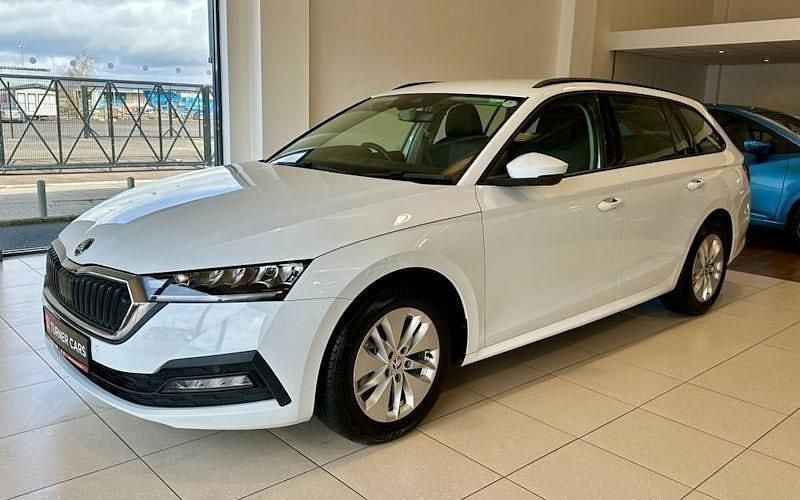 Begagnad Skoda Octavia SE Technology 110 HK (80 kW) 2023 Kombi