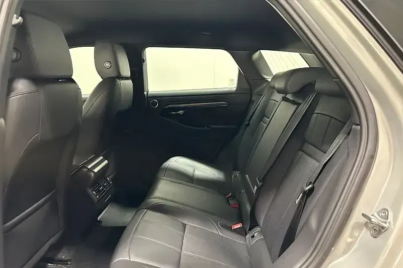Used Land Rover Range Rover evoque SE Dynamic 204 HP (150 kW) 2023 Silver SUV