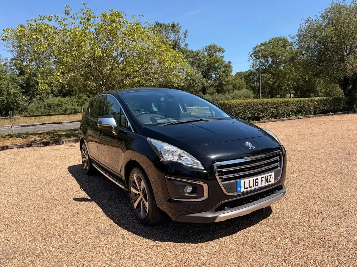 Used Peugeot 3008 Allure 2016 Black Hatchback