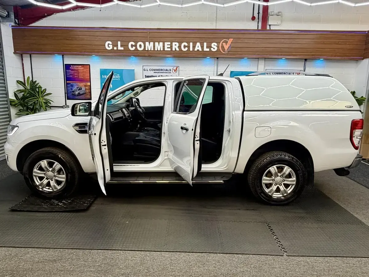 Used Ford Ranger Limited 170 HP (125 kW) 2023 White Pickup