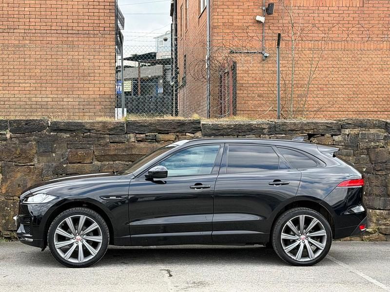 Used Jaguar F-Pace R-Sport 180 HP (132 kW) 2018 Black SUV
