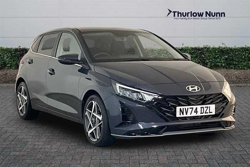 Used Hyundai i20 Premium 100 HP (73 kW) 2024 Grey Hatchback