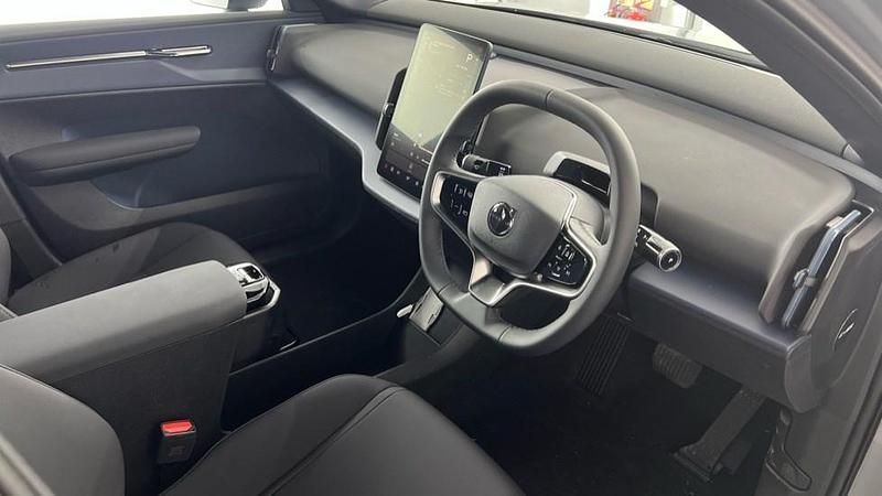 Usado Volvo EX30 Core 200 kW (272 HP) 2025 Cinzento SUV