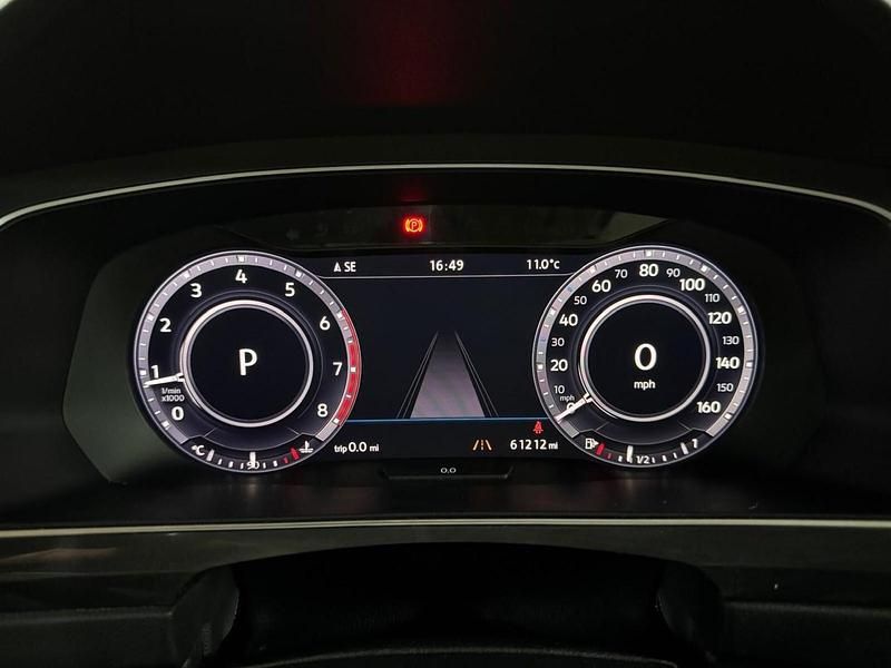 Used VW Tiguan SEL 180 HP (132 kW) 2016 Beige SUV