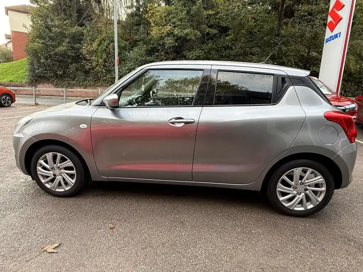 Used Suzuki Swift SZ-T 83 HP (61 kW) 2023 Silver Hatchback