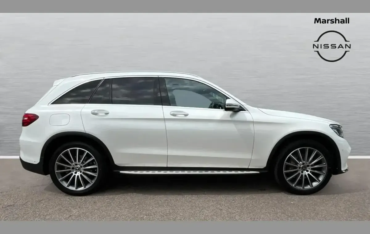 Used Mercedes GLC250 AMG Line Premium 204 HP (150 kW) 2017 White SUV