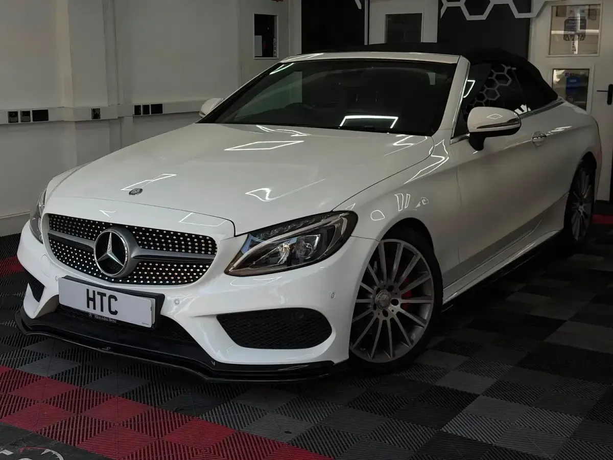 Used Mercedes C220 AMG Line Premium Plus 170 HP (125 kW) 2017 White Cabriolet