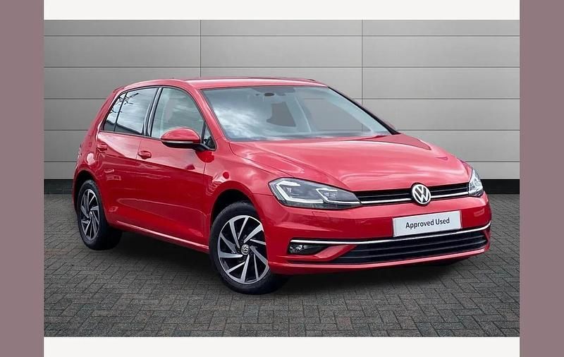 Used VW Golf VII Edition 150 HP (110 kW) 2019 Red Hatchback