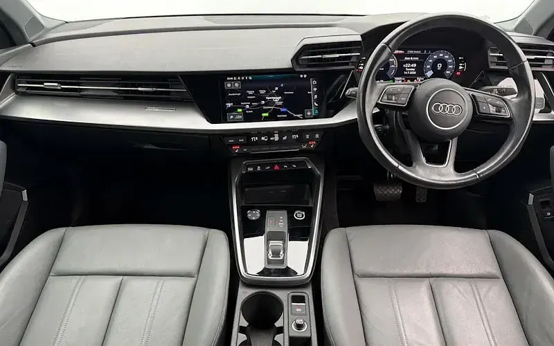 Used Audi A3 Sportback e-tron Sport 204 HP (150 kW) 2023 Blue Hatchback