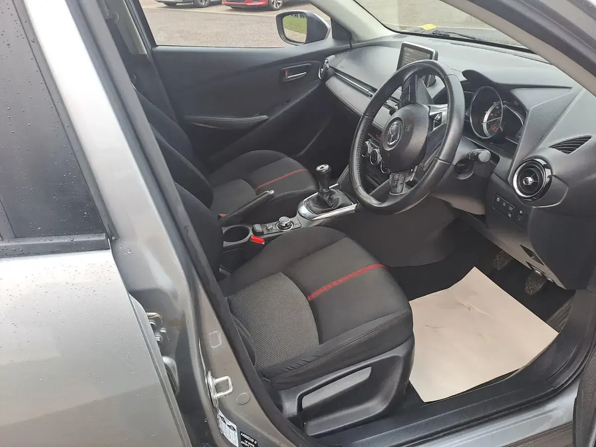 Used Mazda 2 Inclusive 2015 Silver Hatchback