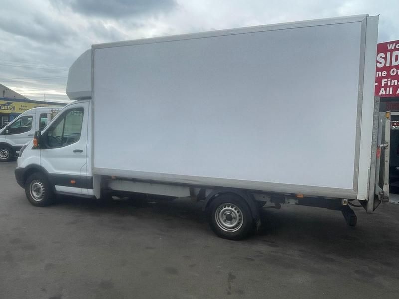 Używany Ford Transit 130 KM (95 kW) 2018 Biały Kabriolet