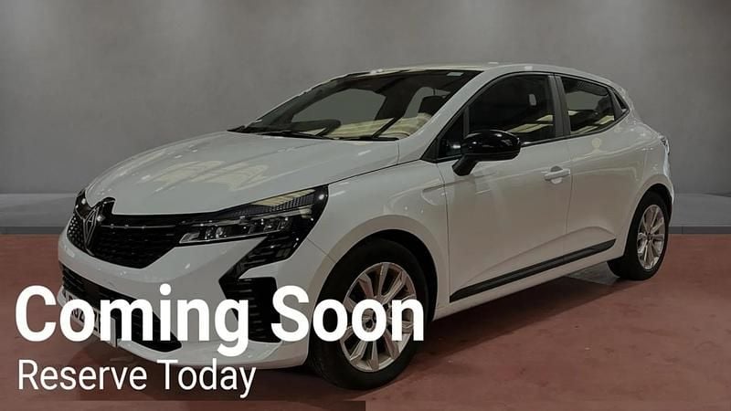 Used Renault Clio V Evolution 2024 White Hatchback