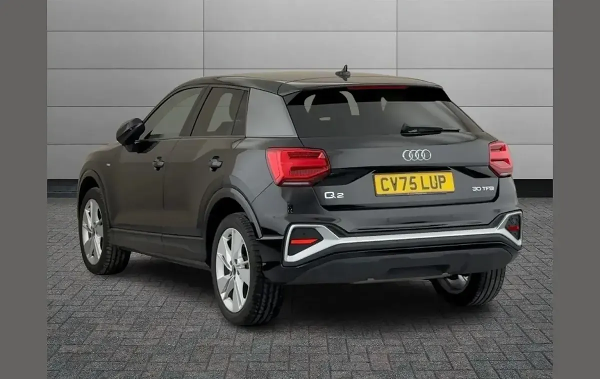 Used Audi Q2 S-Line 113 HP (83 kW) 2025 Black SUV