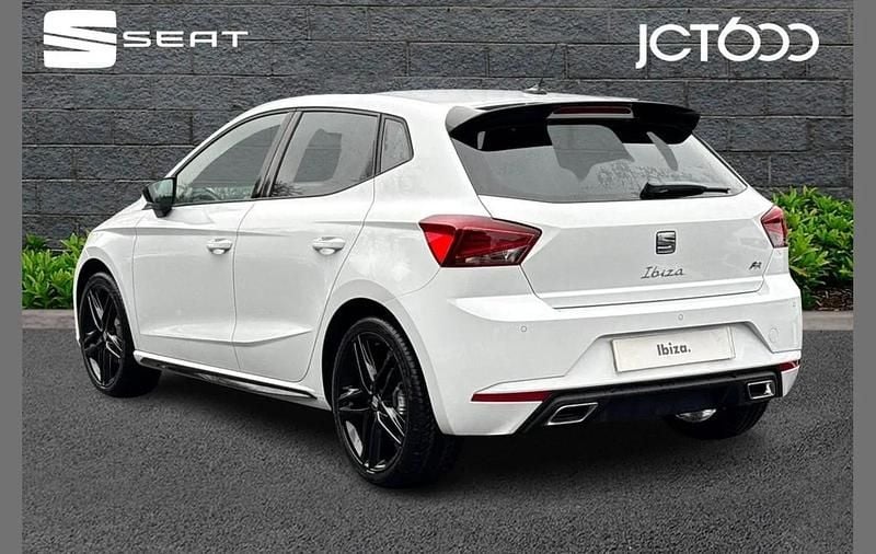 Used Seat Ibiza Black Edition 113 HP (83 kW) 2025 White Hatchback