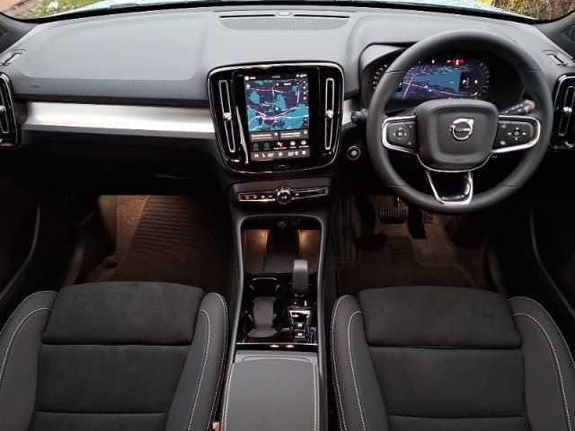 New Volvo XC40 Plus 161 HP (118 kW) 2026 SUV