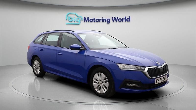 Used 2022 Skoda Octavia SE Technology | £15,500 (Good price) - Image 1/4