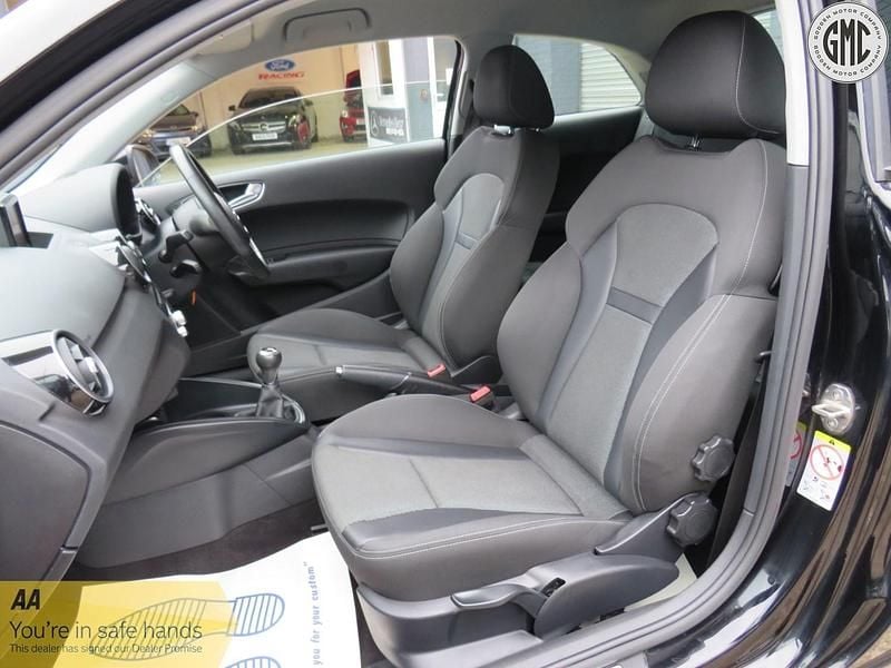 Usado Audi A1 Sport 116 HP (85 kW) 2018 Preto Citadino