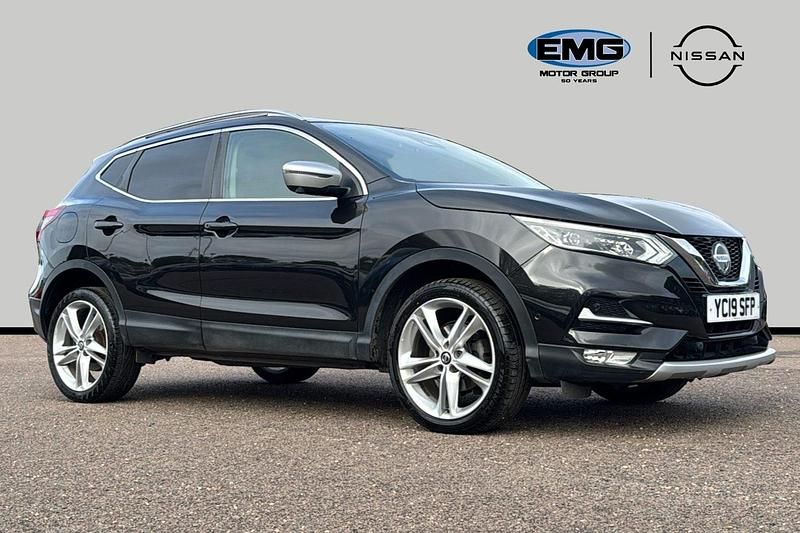 Black Used 2019 Nissan Qashqai N-Motion SUV | £11,695 (Fair price) - Image 1/3