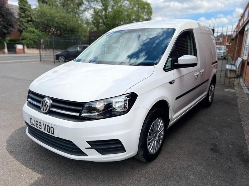 Used VW Caddy Trendline 102 HP (75 kW) 2019 White MPV