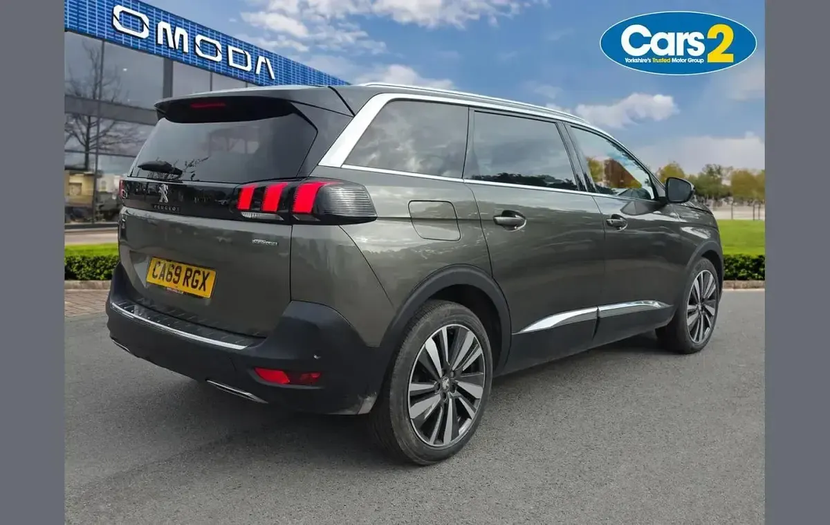 Used Peugeot 5008 Premium 130 HP (95 kW) 2019 Grey SUV