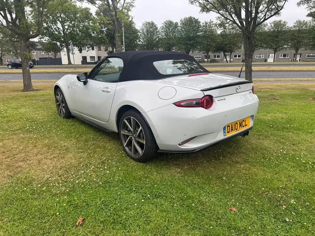 Used Mazda MX5 Inclusive 160 HP (117 kW) 2016 Silver Cabriolet