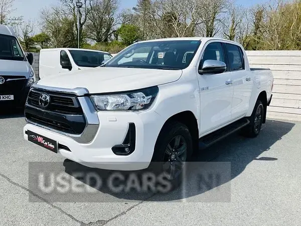 Second-hand Toyota HiLux 2022 Alb Pickup