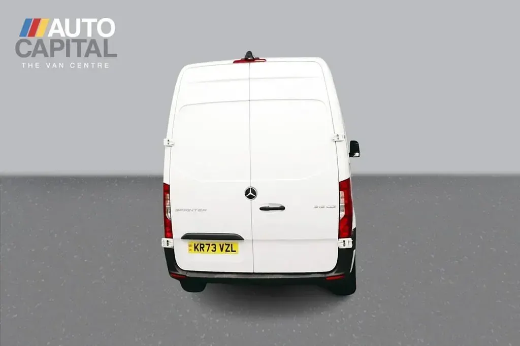 Used Mercedes Sprinter Premium 150 HP (110 kW) 2023 White Van
