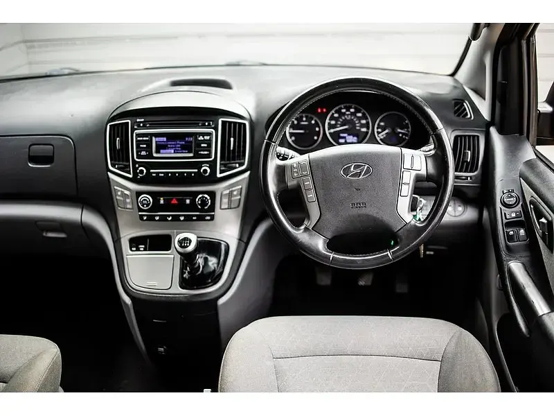 Used Hyundai I800 SE 136 HP (100 kW) 2019 Blue MPV