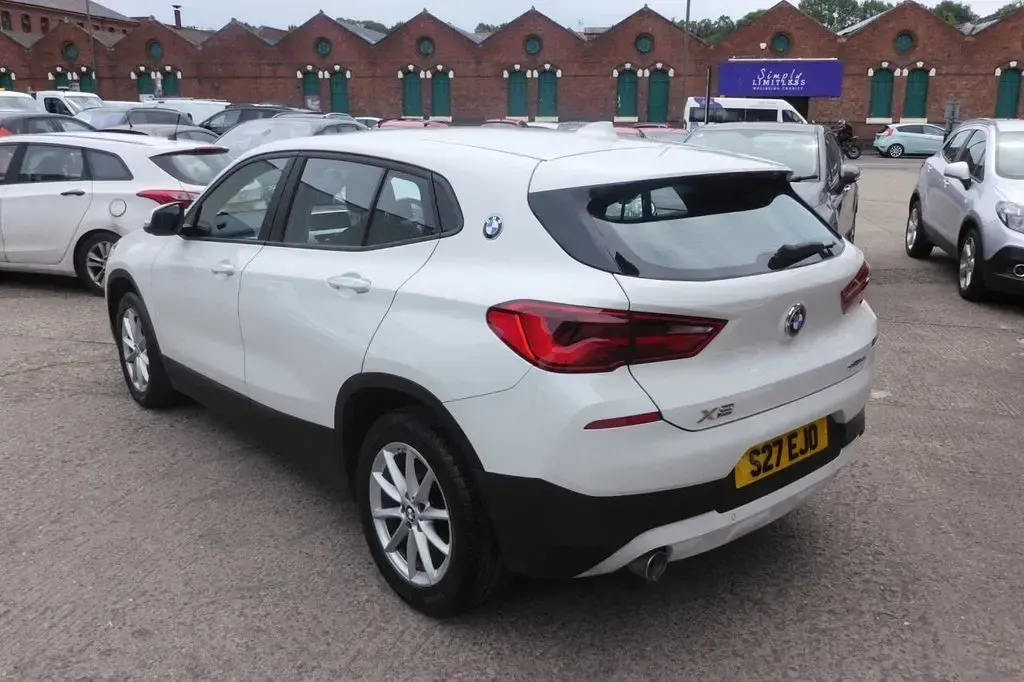 Begagnad BMW X2 Comfort Edition 140 HK (102 kW) 2020 Vit SUV