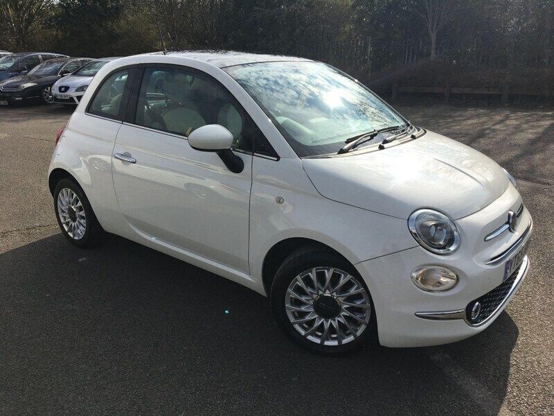 White Used 2015 Fiat 500 Lounge Hatchback | £5,495 (Fair price) - Image 1/3