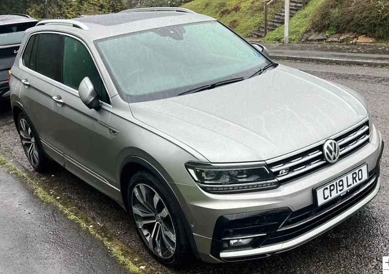 Used VW Tiguan R-line 190 HP (139 kW) 2019 Silver SUV