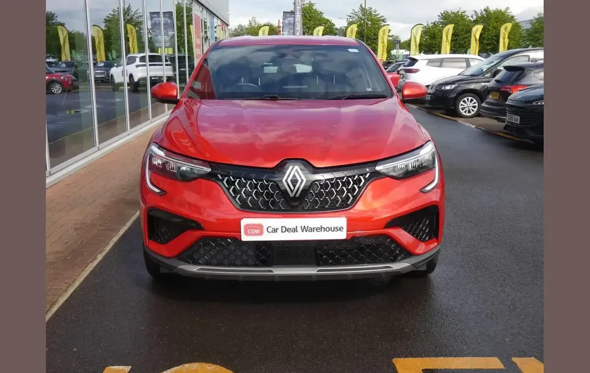 Usado Renault Arkana Techno 140 HP (102 kW) 2024 Vermelho SUV