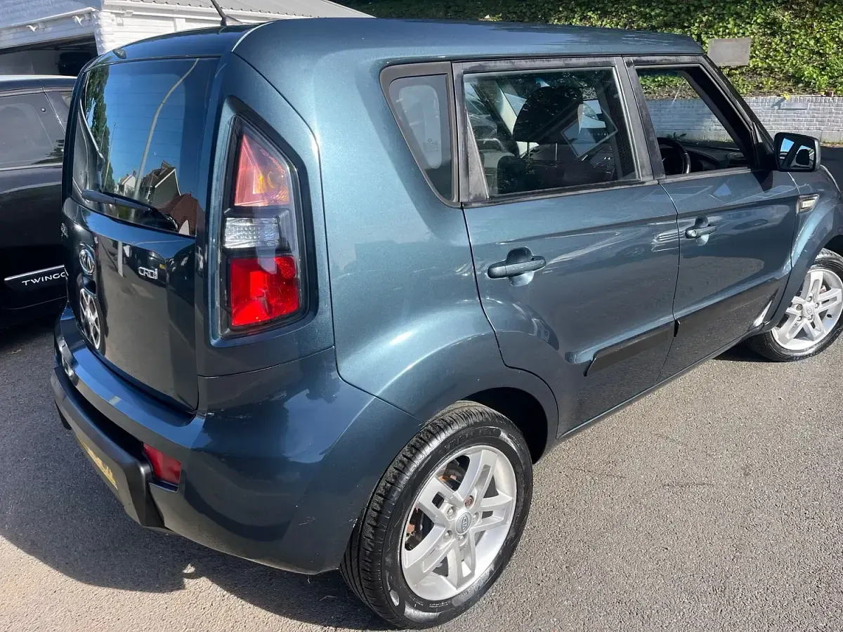 Used Kia Soul 126 HP (92 kW) 2010 Blue SUV