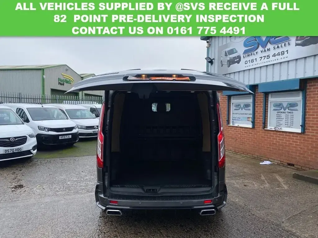 Used Ford Transit Custom Limited 130 HP (95 kW) 2023 Grey Van