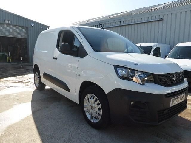 Used Peugeot Partner 2020 White MPV