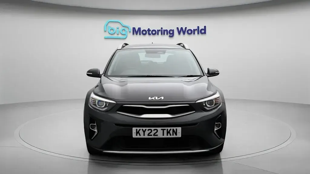 Used Kia Stonic 99 HP (72 kW) 2022 Grey SUV