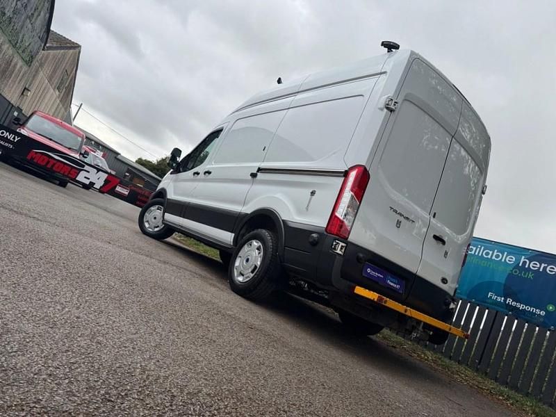 Used Ford Transit 130 HP (95 kW) 2019 White Van