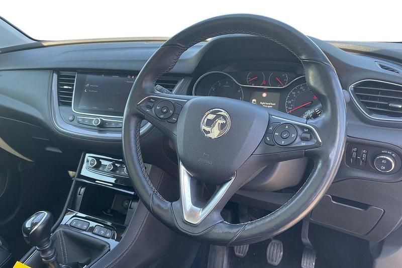 Used Vauxhall Grandland X Elite 130 HP (95 kW) 2018 Blue SUV