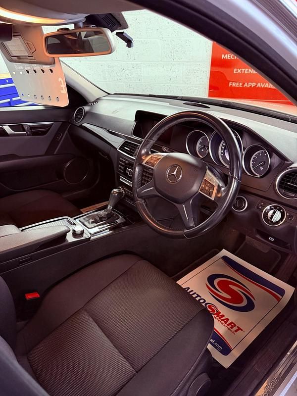 Used Mercedes C180 SE 156 HP (114 kW) 2011 Silver Sedan