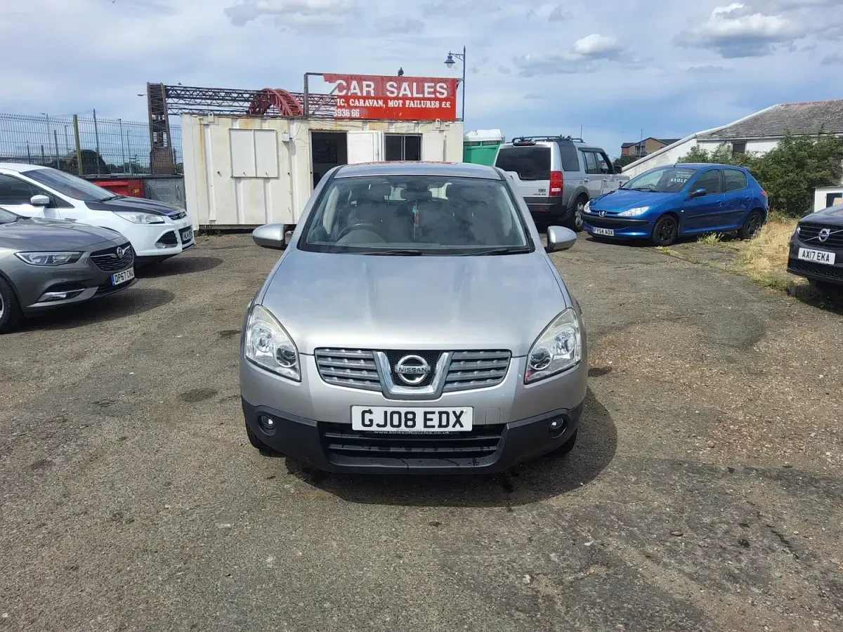 Used Nissan Qashqai Acenta 150 HP (110 kW) 2008 Silver SUV