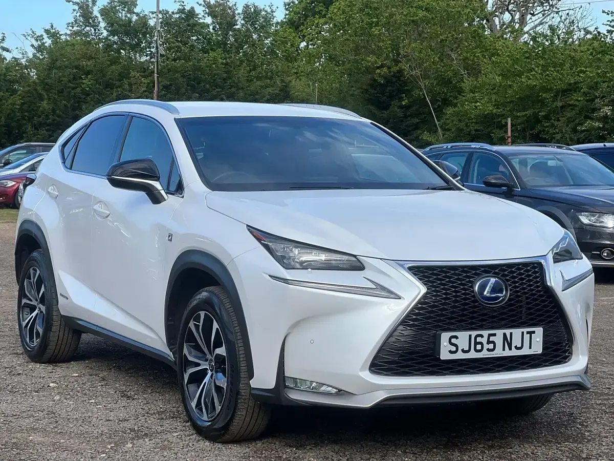 Used Lexus NX300h Sport Line 2015 White SUV